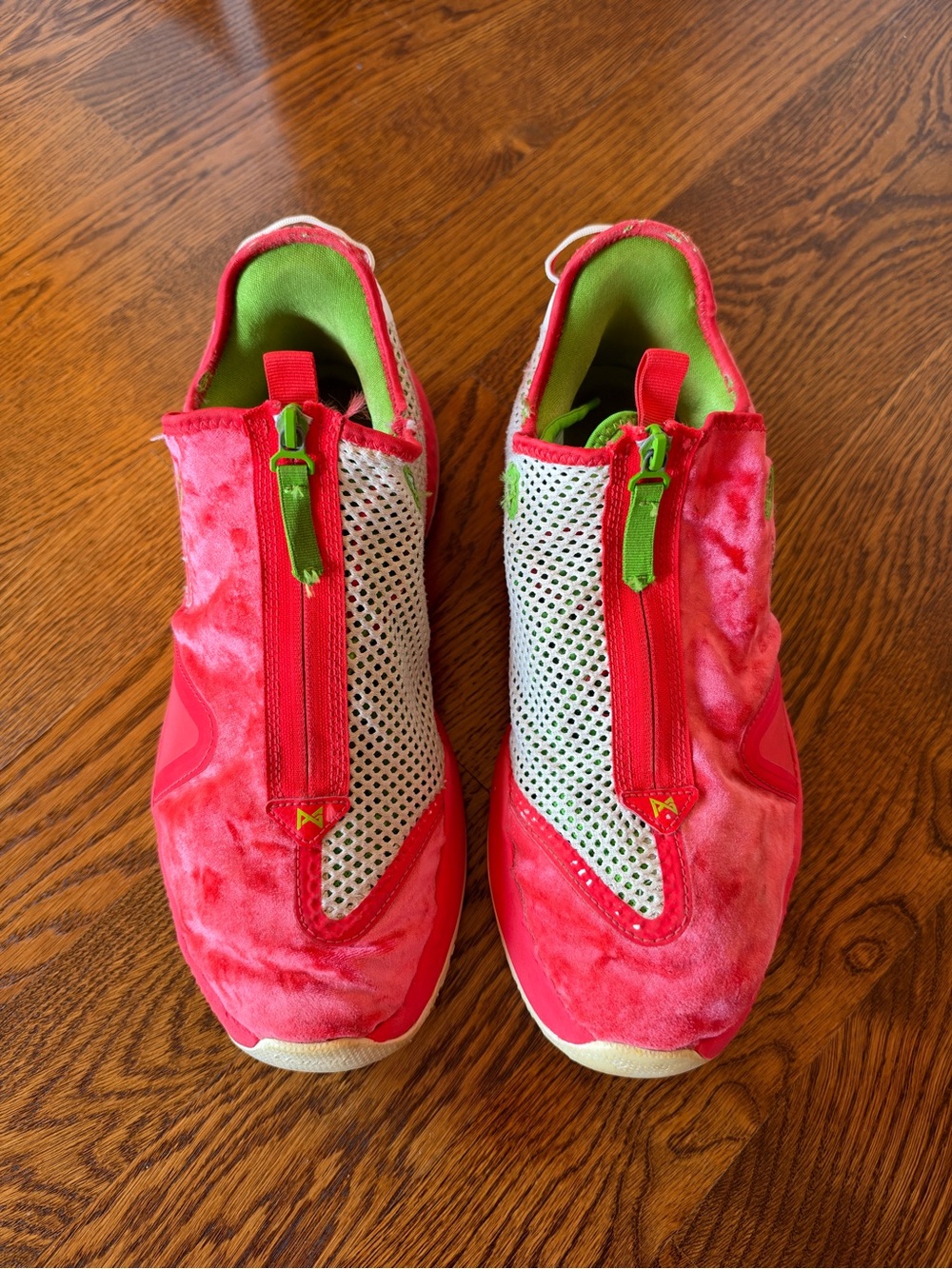 PG 4’s limited Christmas Edition